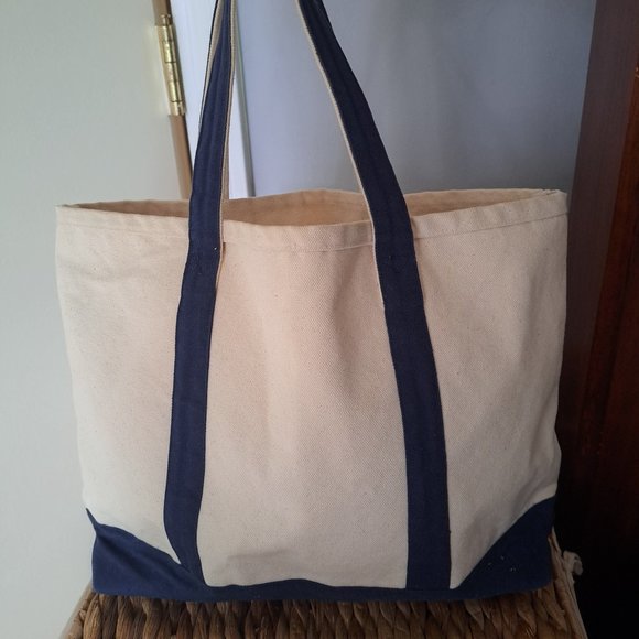 Navy and white canvas initial 'J'  tote - Picture 5 of 7